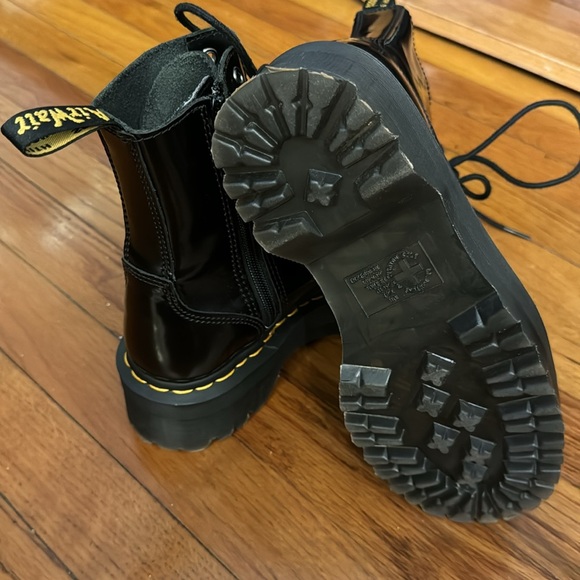 Dr. Martens Black Polished Smooth - Picture 3 of 7